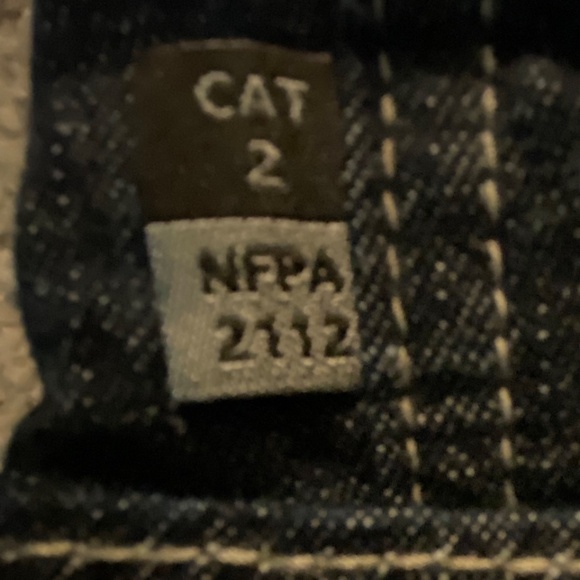 Carhartt- Category 2 fire retardant pants - Picture 3 of 3